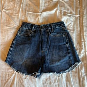 Levi’s denim shorts high rise